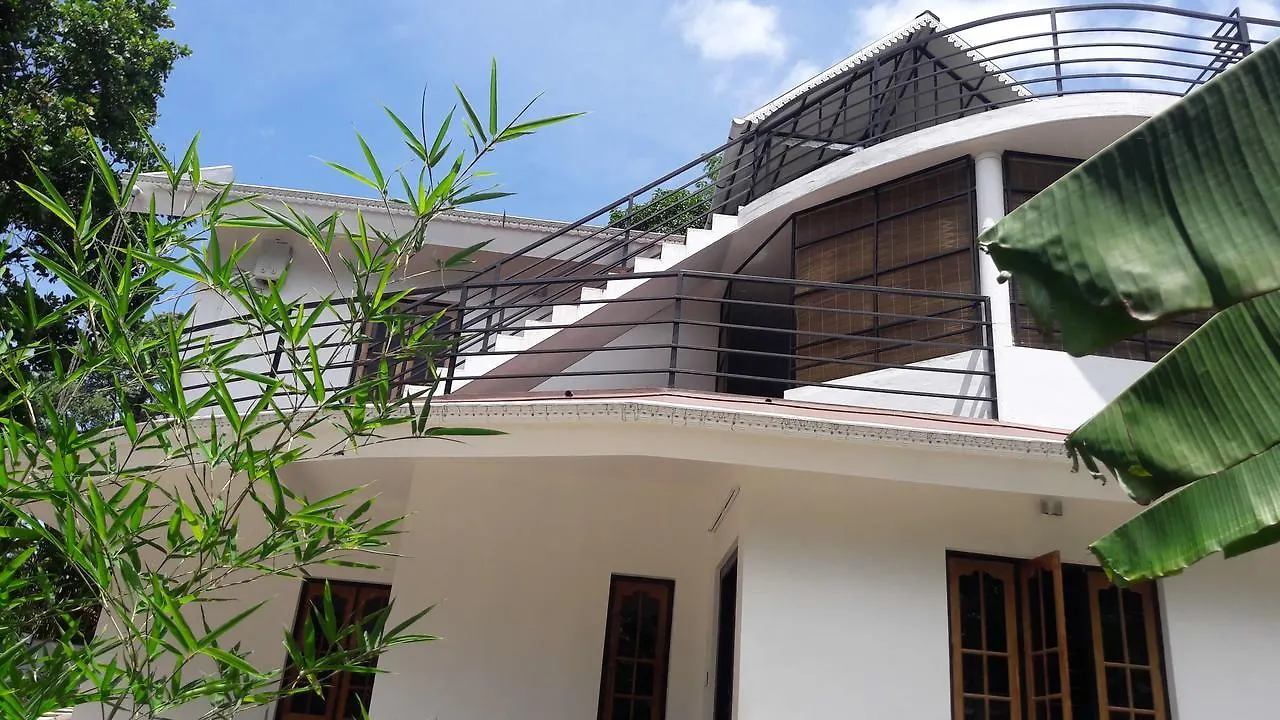 Munnar Farmhouse Guest House 0*,